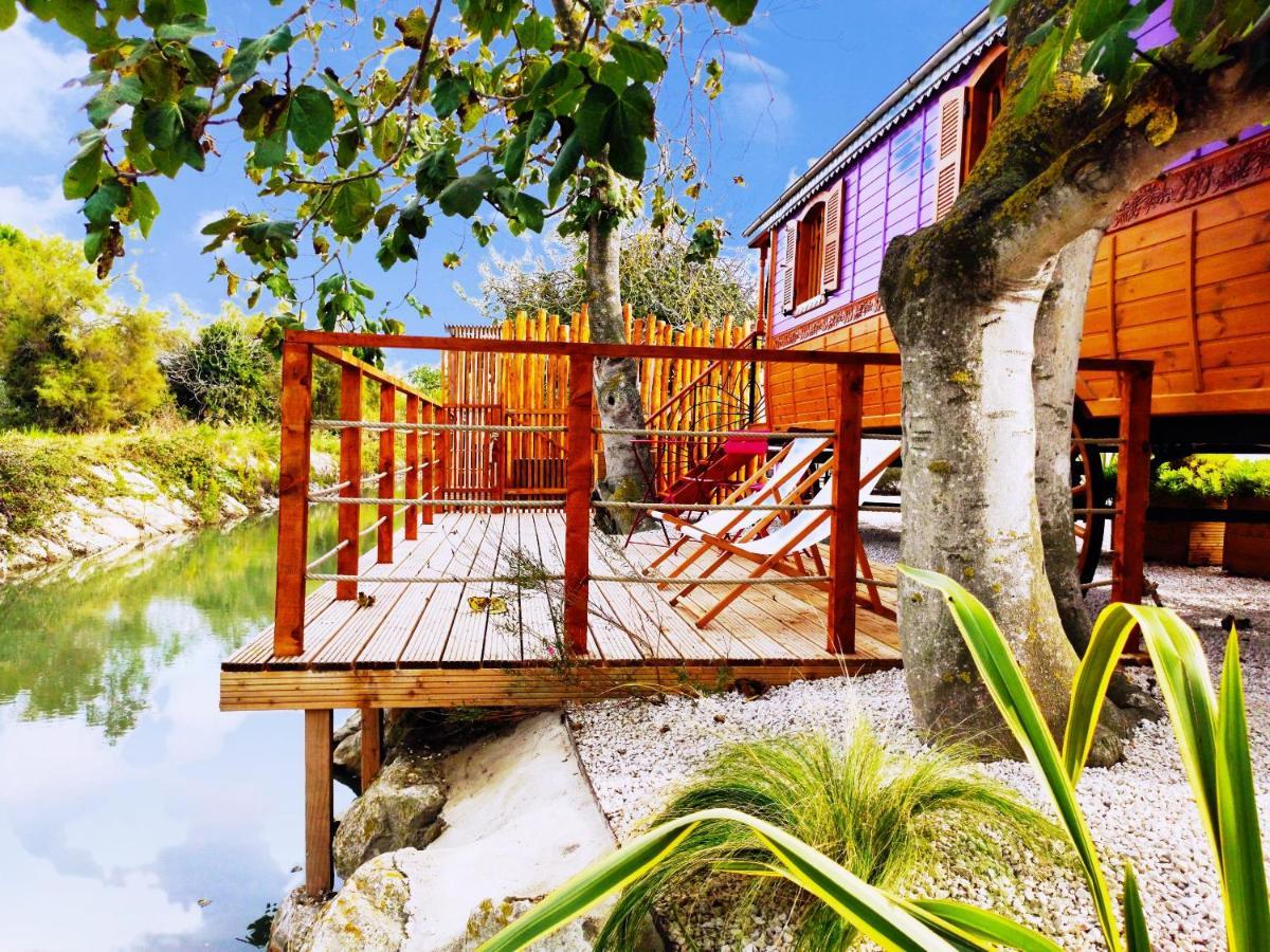 Logis Le Nid Du Pont De Gau 3* Saintes-Maries-de-la-Mer